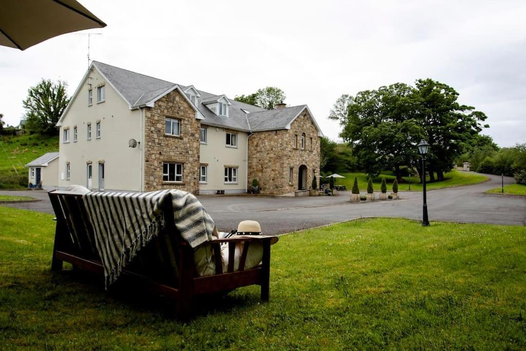فندق Donegal Manor Donegal Town المظهر الخارجي الصورة