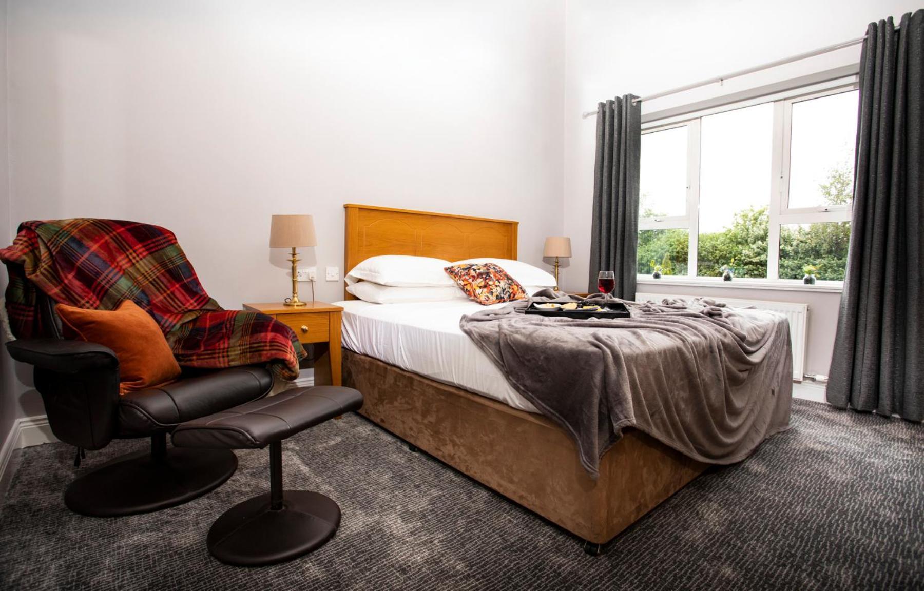 فندق Donegal Manor Donegal Town المظهر الخارجي الصورة